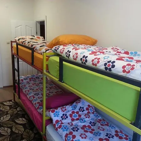 Bulvar Hostel *