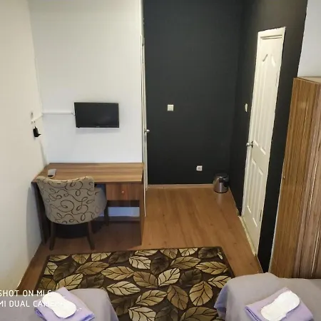 Bulvar Hostel *
